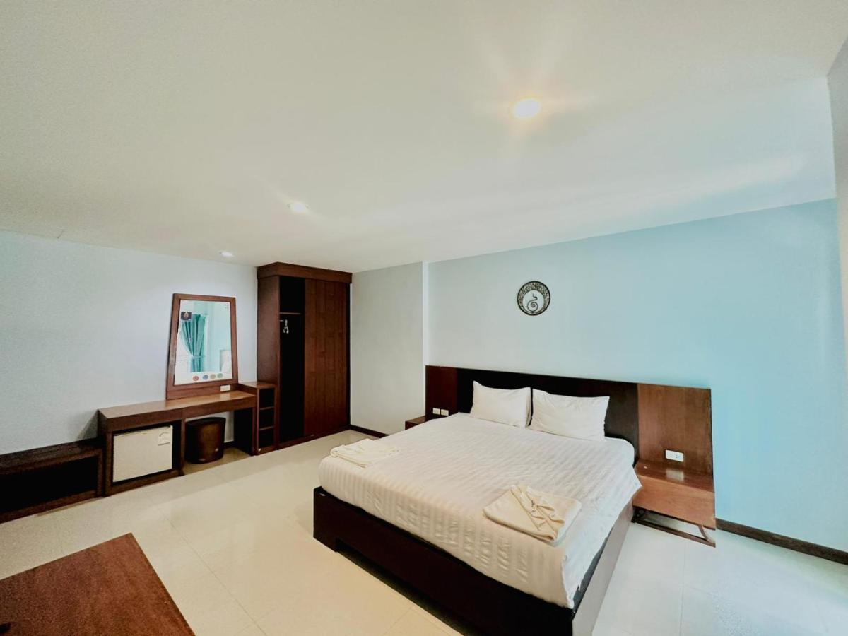 Cokoon Deva Patong Hotel Exterior photo
