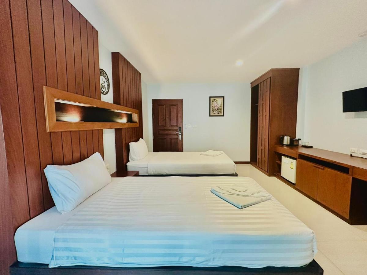 Cokoon Deva Patong Hotel Exterior photo